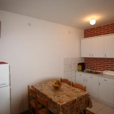 One-bedroom Near Sea 1 Apartament *