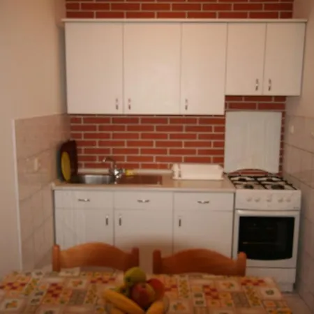 One-bedroom Near Sea 1 Apartament Šilo