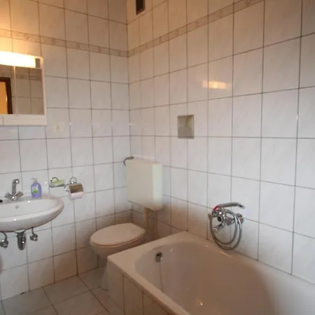 One-bedroom Near Sea 1 Apartament Šilo