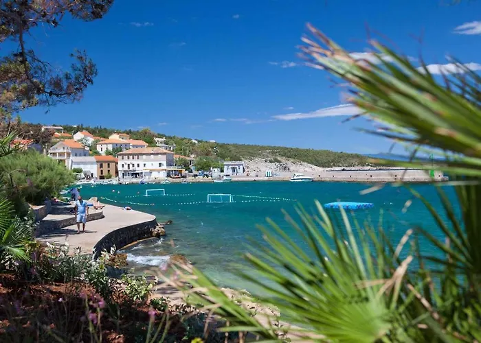 아파트 One-bedroom Near Sea 1