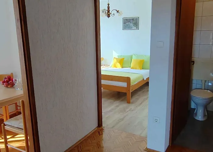 아파트 One-bedroom Near Sea 1 *