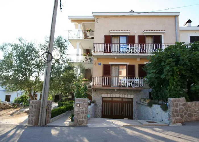 One-bedroom Near Sea 1 Appartamento *